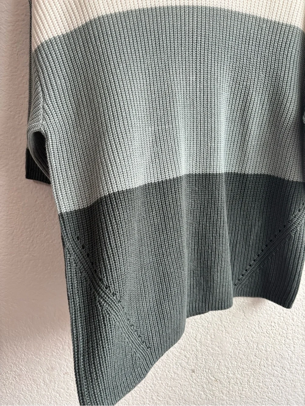 Matty M Color Block Short Sleeve Knit Sweater Womens Size Medium